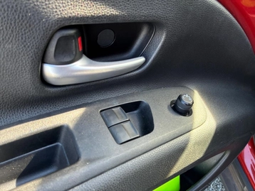 Image véhicule  Toyota AYGO (23)