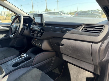 Image véhicule  Ford KUGA (45)