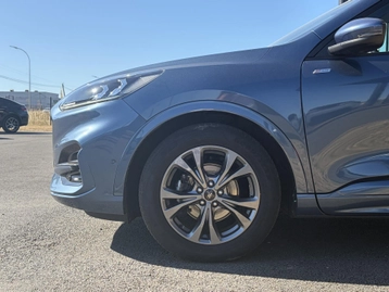 Image véhicule  Ford KUGA (10)