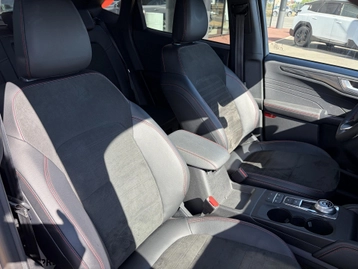 Image véhicule  Ford KUGA (46)