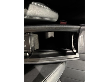 Image véhicule  Mercedes GLB (21)