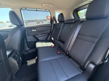 Image véhicule  Nissan X-TRAIL (7)