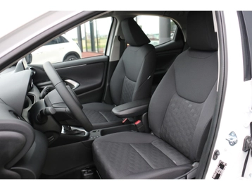 Image véhicule  Toyota YARIS (15)