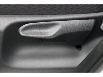 Image véhicule  Toyota YARIS (18)