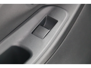 Image véhicule  Toyota YARIS (40)