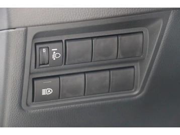 Image véhicule  Toyota YARIS (32)