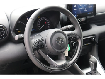 Image véhicule  Toyota YARIS (21)