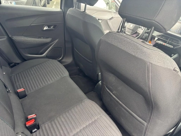 Image véhicule  Peugeot 208 (19)