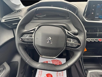 Image véhicule  Peugeot 208 (24)