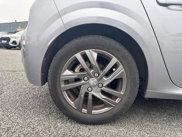 Image véhicule  Peugeot 208 (8)