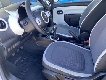 Image véhicule  Renault TWINGO III (10)