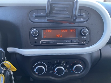 Image véhicule  Renault TWINGO III (8)