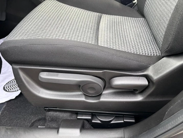 Image véhicule  Suzuki S CROSS (16)