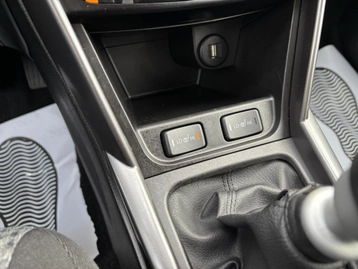 Image véhicule  Suzuki S CROSS (34)