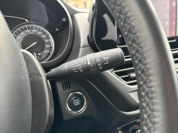 Image véhicule  Suzuki S CROSS (17)