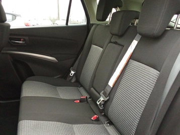 Image véhicule  Suzuki S CROSS (23)