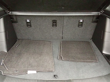 Image véhicule  Suzuki S CROSS (18)