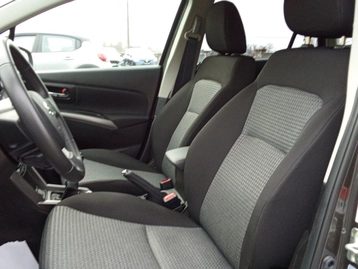 Image véhicule  Suzuki S CROSS (20)