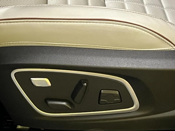 Image véhicule  Renault ESPACE (45)