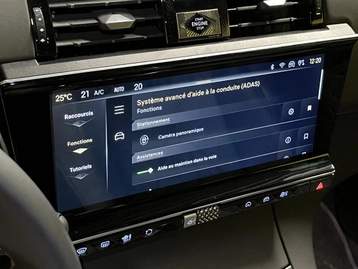 Image véhicule DS DS7 CROSSBACK (21) Image véhicule DS DS7 CROSSBACK (21)