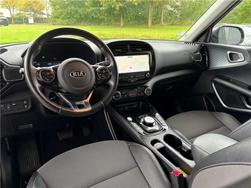 Image véhicule  Kia E-SOUL (6)