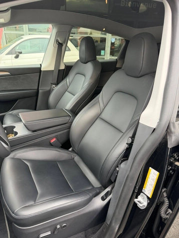 Image véhicule  Tesla Model Y (11)