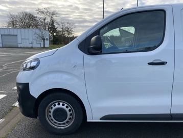 Image véhicule  Opel VIVARO (1)