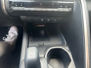 Image véhicule  Toyota C-HR (26)