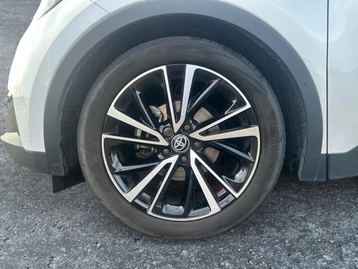 Image véhicule  Toyota C-HR (13)
