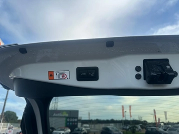 Image véhicule  Toyota C-HR (19)