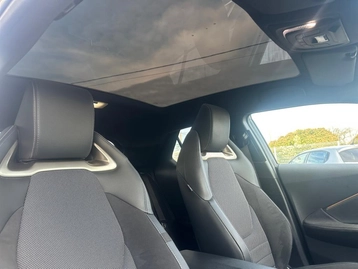 Image véhicule  Toyota C-HR (15)