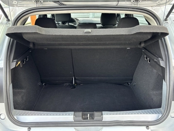 Image véhicule  Dacia Sandero Stepway (3) (5)