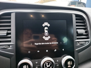 Image véhicule  Renault MEGANE ESTATE (8)