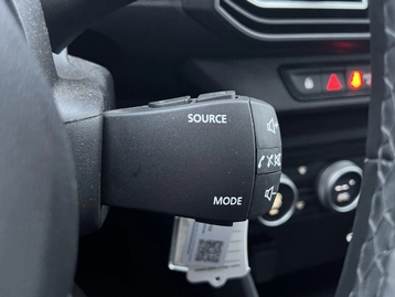 Image véhicule  Dacia JOGGER (29)