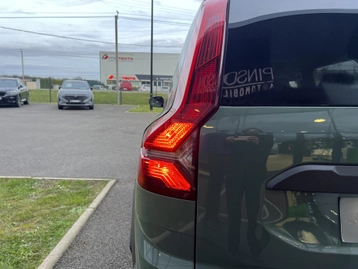 Image véhicule  Dacia JOGGER (6)