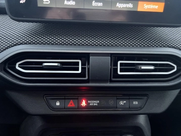 Image véhicule  Dacia JOGGER (41)