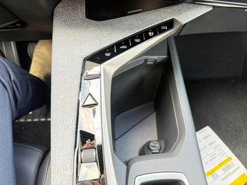 Image véhicule  Peugeot 3008 (32)