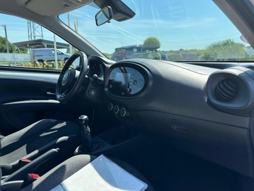 Image véhicule  Toyota AYGO X (15)
