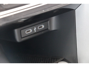 Image véhicule Volkswagen T-ROC (28) Image véhicule Volkswagen T-ROC (28)