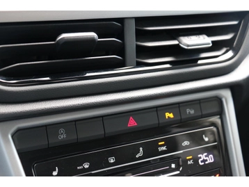 Image véhicule Volkswagen T-ROC (31) Image véhicule Volkswagen T-ROC (31)