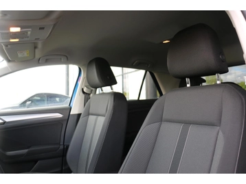 Image véhicule Volkswagen T-ROC (14) Image véhicule Volkswagen T-ROC (14)