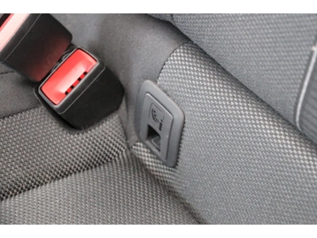 Image véhicule Volkswagen T-ROC (45) Image véhicule Volkswagen T-ROC (45)