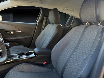 Image véhicule  Peugeot 208 (15)