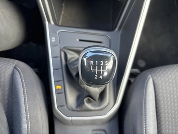 Image véhicule  Volkswagen POLO (37)