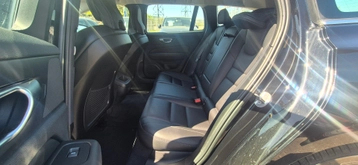 Image véhicule  Volvo V60 (18)