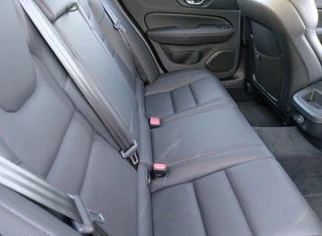 Image véhicule  Volvo V60 (8)