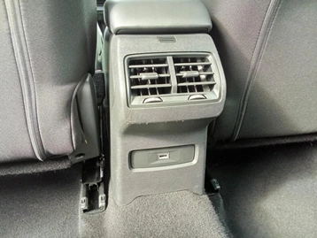 Image véhicule  Citroën C4 (30)