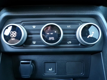 Image véhicule  Dacia JOGGER (8)