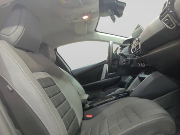 Image véhicule  Citroën C4 (13)