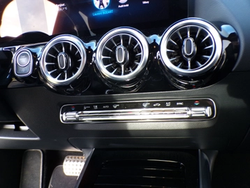 Image véhicule  Mercedes GLA (8)